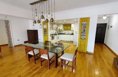 Apartment - 4 Bedrooms - 3 Bathrooms for rent in Mohamed Maraashly St. - Zamalek - Cairo