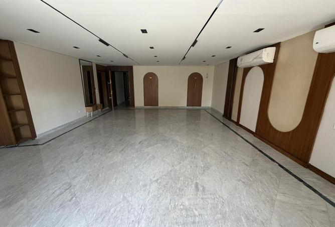 8462341 - Property Image 2