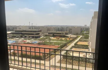 شقة - 3 غرف نوم - 3 حمامات للايجار في مون ريزيدنس - فيفث سكوير - التجمع الخامس - مدينة القاهرة الجديدة - القاهرة