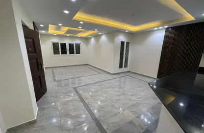 Apartment - 2 Bedrooms - 3 Bathrooms for sale in Mountain View Hyde Park - 5th Settlement Compounds - The 5th Settlement - New Cairo City - Cairo