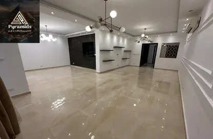 شقة - 3 غرف نوم - 3 حمامات للايجار في ذا كورت يارد - الحي الثاني عشر - الشيخ زايد - الجيزة
