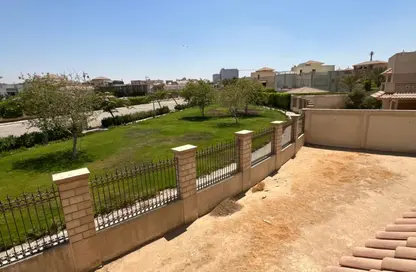 فيلا - 6 غرف نوم - 7 حمامات للبيع في رويال سيتي - كمبوندات الشيخ زايد - الشيخ زايد - الجيزة