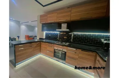 Apartment - 2 Bedrooms - 3 Bathrooms for rent in Beverly Hills Road - 17th District - Sheikh Zayed City - Giza