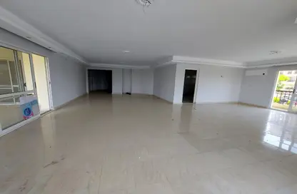 Apartment - 3 Bedrooms - 3 Bathrooms for sale in Madinaty - Cairo