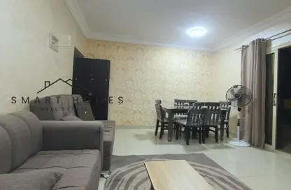 شقة - 2 غرف نوم - 1 حمام للايجار في الحي السادس عشر - الشيخ زايد - الجيزة