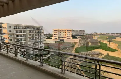 شقة - 2 غرف نوم - 2 حمامات للايجار في سيراس - اب تاون كايرو - المقطم - القاهرة