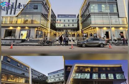 Shop - Studio - 1 Bathroom for sale in X Mall - El Banafseg - New Cairo City - Cairo