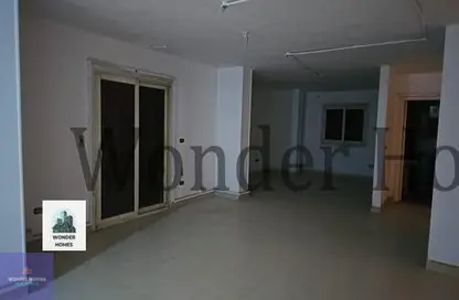 طابق كامل - استوديو - 2 حمامات للايجار في ميدان الجزائر - المعادي الجديدة - حي المعادي - القاهرة