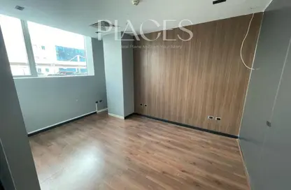 Office Space - Studio - 2 Bathrooms for rent in One Ninety Mall - South Teseen St. - The 5th Settlement - New Cairo City - Cairo