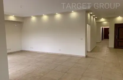 فيلا - 4 غرف نوم - 3 حمامات للايجار في البنفسج 9 - البنفسج - مدينة القاهرة الجديدة - القاهرة