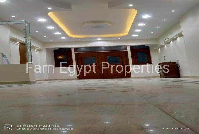 8357231 - Property Image 2