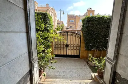 شقة - 3 غرف نوم - 2 حمامات للبيع في شارع الجزيرة - المستثمرين الجنوبية - مدينة القاهرة الجديدة - القاهرة