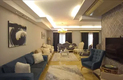 Villa - 4 Bedrooms - 3 Bathrooms for rent in Madinaty - Cairo