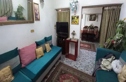 Apartment - 3 Bedrooms - 1 Bathroom for rent in Hafez Ramadan St. - 6th Zone - Nasr City - Cairo