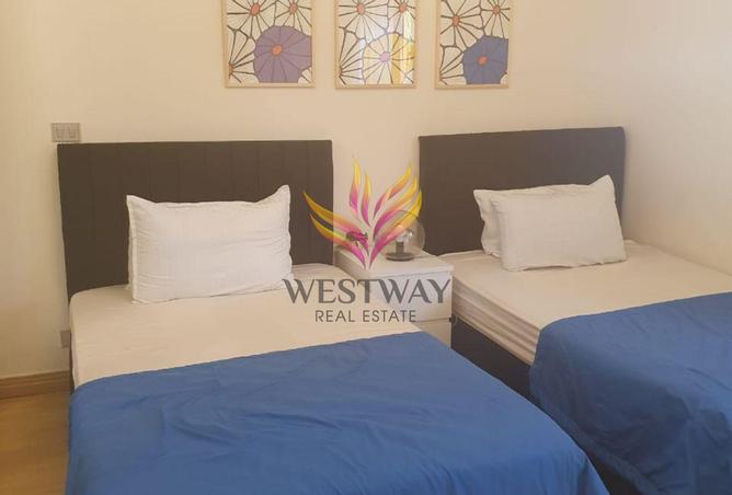 8073777 - Property Image 3