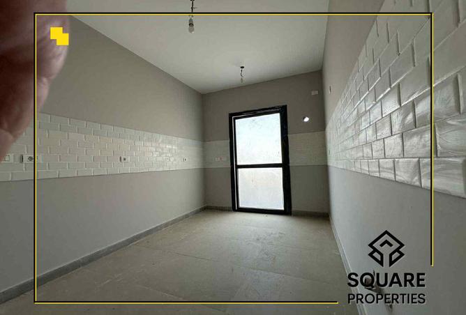 8017313 - Property Image 3