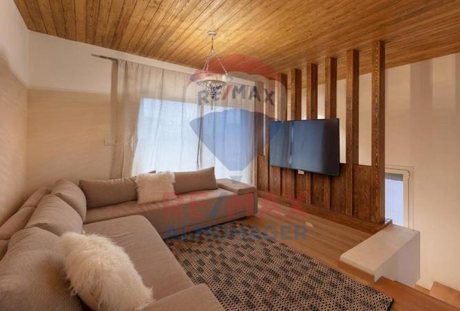 8201933 - Property Image 2