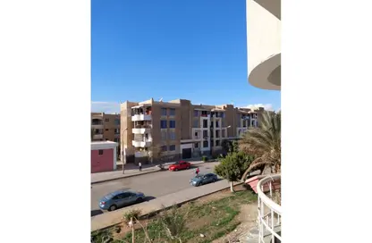 شقة - 3 غرف نوم - 2 حمامات للبيع في شارع الشباب - اسكان الشباب - مدينة العبور - القليوبية