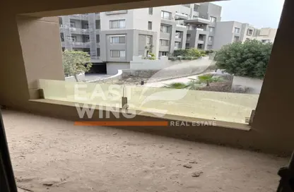 شقة - 2 غرف نوم - 2 حمامات للبيع في فيلدج جيت - المستثمرين الجنوبية - مدينة القاهرة الجديدة - القاهرة