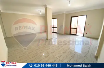 شقة - 3 غرف نوم - 2 حمامات للبيع في شارع إسكندر إبراهيم - ميامي - حي اول المنتزة - الاسكندرية