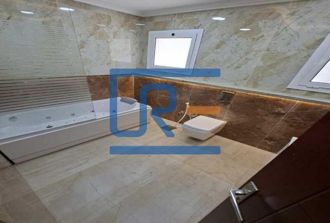 8015504 - Property Image 2