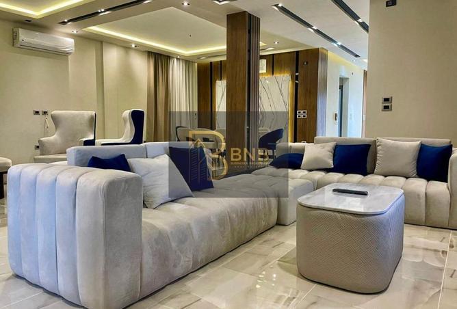 8185402 - Property Image 2