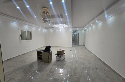 Office Space - Studio - 2 Bathrooms for rent in Zahraa El Maadi - Hay El Maadi - Cairo