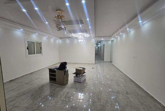 8092898 - Property Main Image