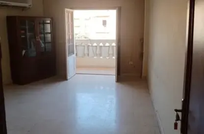 شقة - 2 غرف نوم - 2 حمامات للبيع في شارع 2 - الحي الثاني - التجمع الخامس - مدينة القاهرة الجديدة - القاهرة شقة - 2 غرف نوم - 2 حمامات للبيع في شارع 2 - الحي الثاني - التجمع الخامس - مدينة القاهرة الجديدة - القاهرة