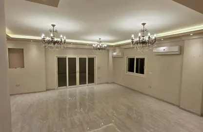 Apartment - 3 Bedrooms - 2 Bathrooms for sale in Moray - North Teseen St. - The 5th Settlement - New Cairo City - Cairo