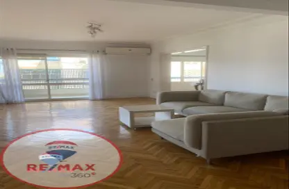 Apartment - 4 Bedrooms - 3 Bathrooms for rent in Zamalek - Cairo
