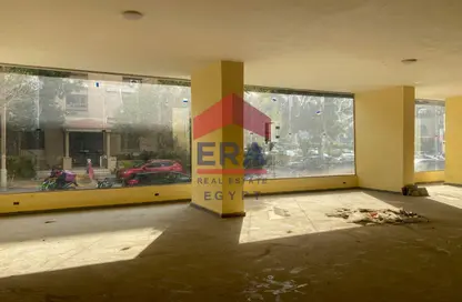 محل تجاري - استوديو - 2 حمامات للايجار في ميدان الجزائر - المعادي الجديدة - حي المعادي - القاهرة