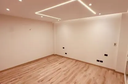 شقة - 3 غرف نوم - 2 حمامات للايجار في مدينتي - القاهرة