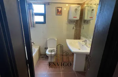 شقة - 3 غرف نوم - 2 حمامات للبيع في شارع حموده محمود - المنطقة الثامنة - مدينة نصر - القاهرة