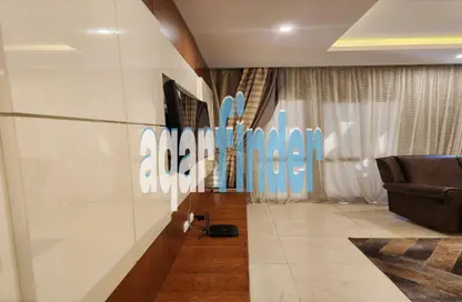 شقة - 2 غرف نوم - 2 حمامات للايجار في ذا كورت ياردز - كمبوندات الشيخ زايد - الشيخ زايد - الجيزة