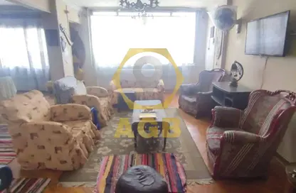 Apartment - 2 Bedrooms - 1 Bathroom for sale in Saqr Quraish St. - Sheraton Al Matar - El Nozha - Cairo