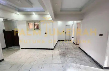 Apartment - 2 Bedrooms - 1 Bathroom for sale in Laurent - Hay Sharq - Alexandria