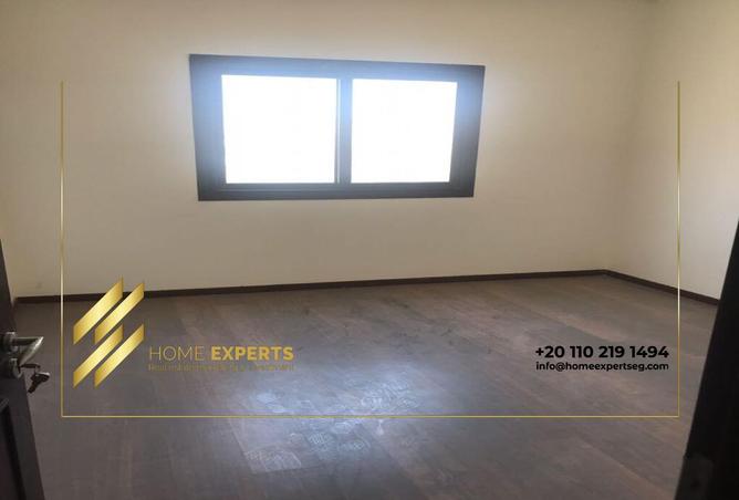 8207214 - Property Image 3