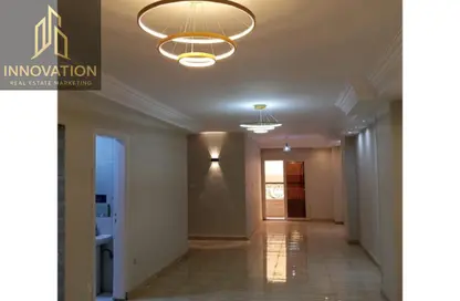 Apartment - 3 Bedrooms - 2 Bathrooms for sale in Gate 4 - Mena - Hadayek El Ahram - Giza