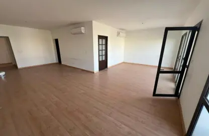 شقة - 3 غرف نوم - 3 حمامات للايجار في بيفرلي هيلز - كمبوندات الشيخ زايد - الشيخ زايد - الجيزة