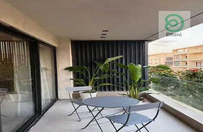 Apartment - 2 Bedrooms - 2 Bathrooms for sale in Lake View Residence - 5th Settlement Compounds - The 5th Settlement - New Cairo City - Cairo