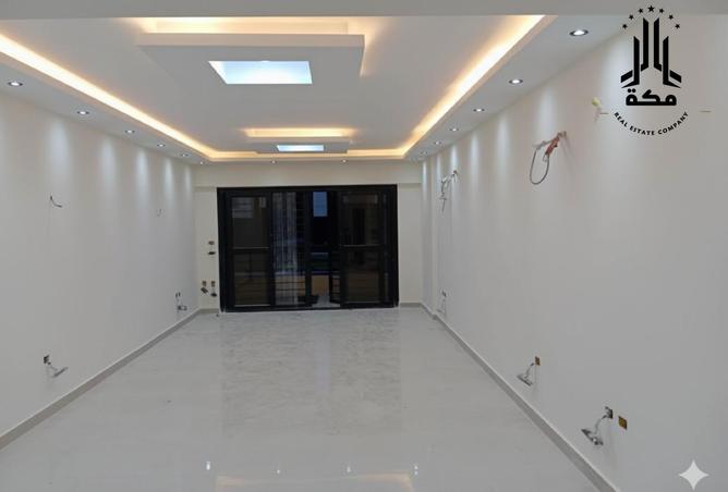 8211775 - Property Main Image