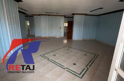 Apartment - 3 Bedrooms - 2 Bathrooms for rent in Mohammed Farid Axis - District 4 - The 5th Settlement - New Cairo City - Cairo