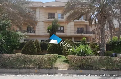 Apartment - 3 Bedrooms - 3 Bathrooms for rent in Area B - Ganoob El Acadimia - New Cairo City - Cairo