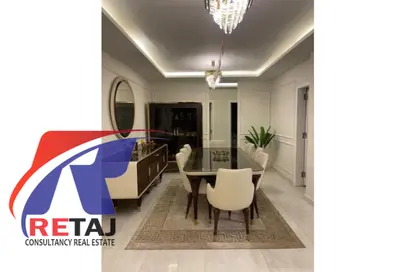 شقة - 3 غرف نوم - 2 حمامات للبيع في شارع نجاتي سراج - المنطقة الثامنة - مدينة نصر - القاهرة