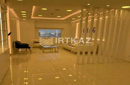 Clinic - Studio - 1 Bathroom for sale in North Plus Mall - North Teseen St. - The 5th Settlement - New Cairo City - Cairo