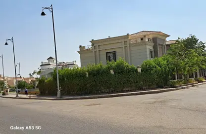 Villa - 6 Bedrooms - 4 Bathrooms for sale in Sheikh Zayed Compounds - Sheikh Zayed City - Giza