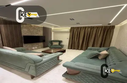 شقة - 2 غرف نوم - 1 حمام للايجار في شارع طلعت مصطفي - الرحاب المرحلة الخامسة - الرحاب - مدينة القاهرة الجديدة - القاهرة