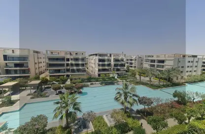 Apartment - 2 Bedrooms - 2 Bathrooms for sale in Lake View Residence - 5th Settlement Compounds - The 5th Settlement - New Cairo City - Cairo