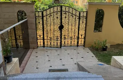 Apartment - 3 Bedrooms - 3 Bathrooms for sale in Doctor Mohamed Youssef St. - El Banafseg 7 - El Banafseg - New Cairo City - Cairo